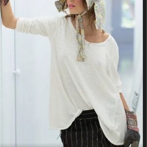 Magnolia Pearl Dylan T shirt